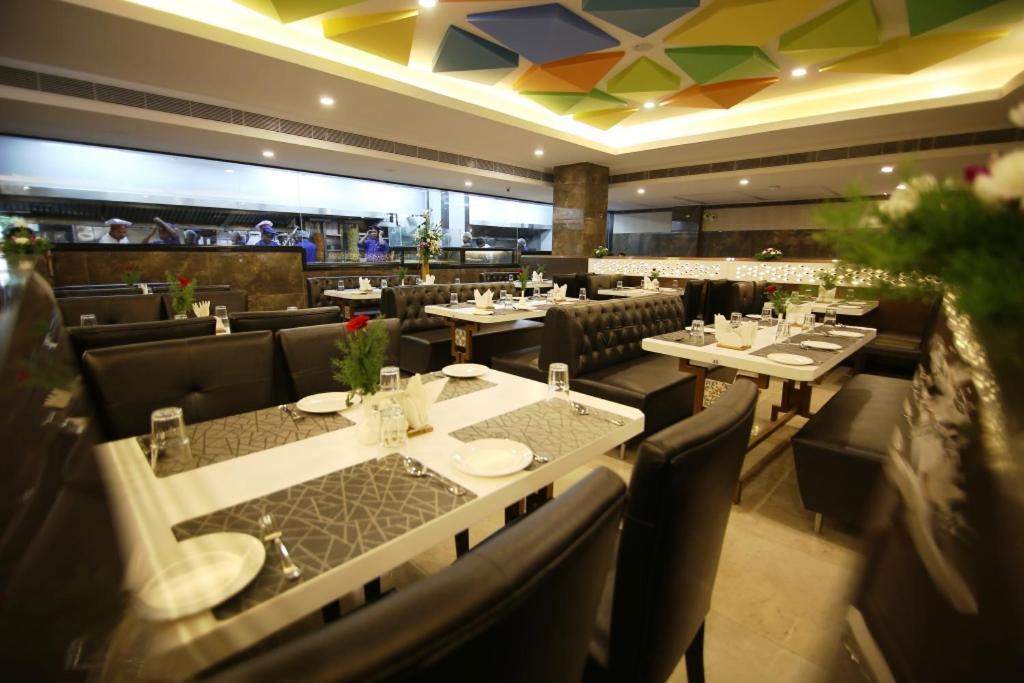 Savoury Business Hotel Bangalore Exterior photo